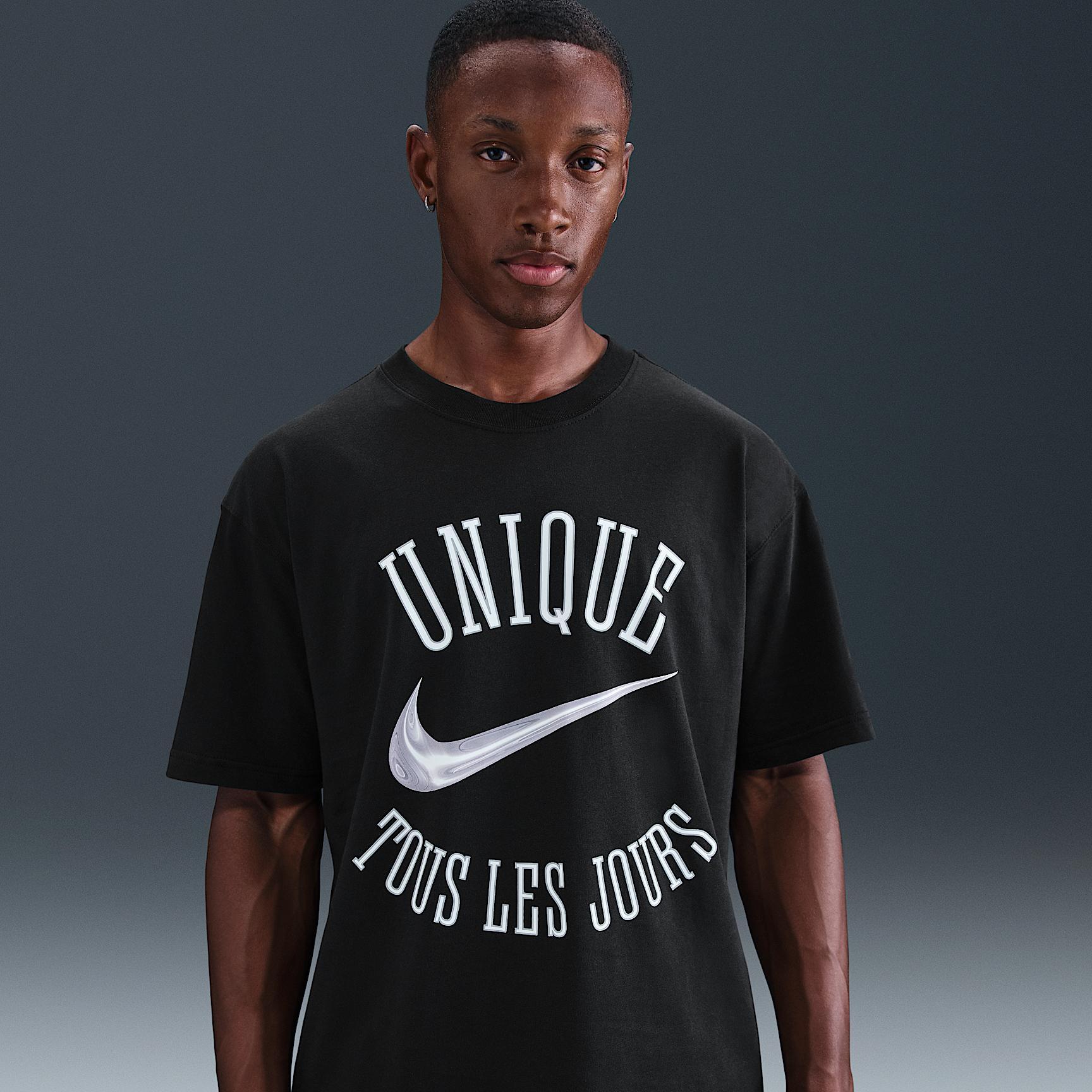 Victor Wembanyama Men's Basketball T-Shirt Product Image