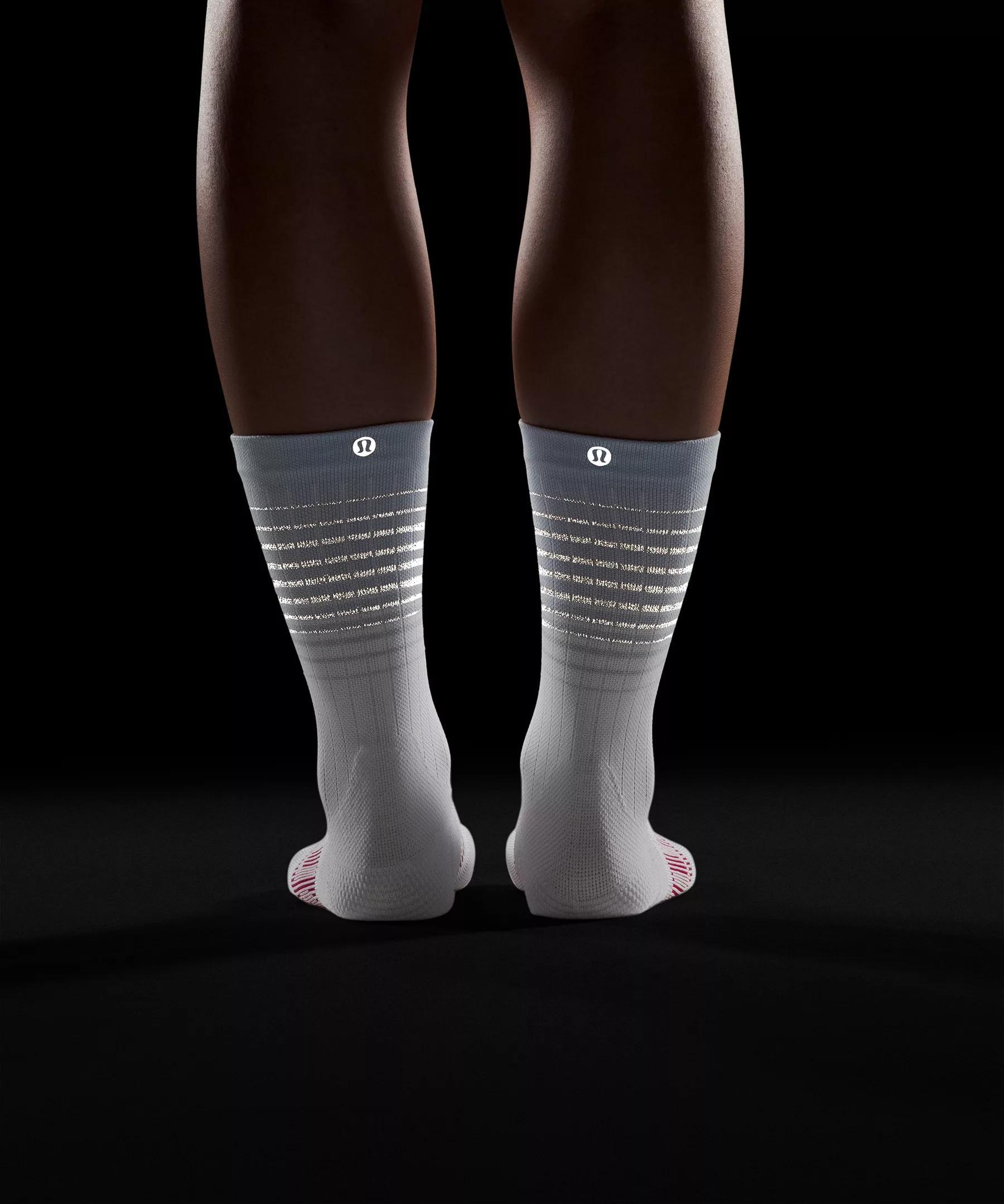 Women's Power Stride Crew Socks *Reflective Product Image