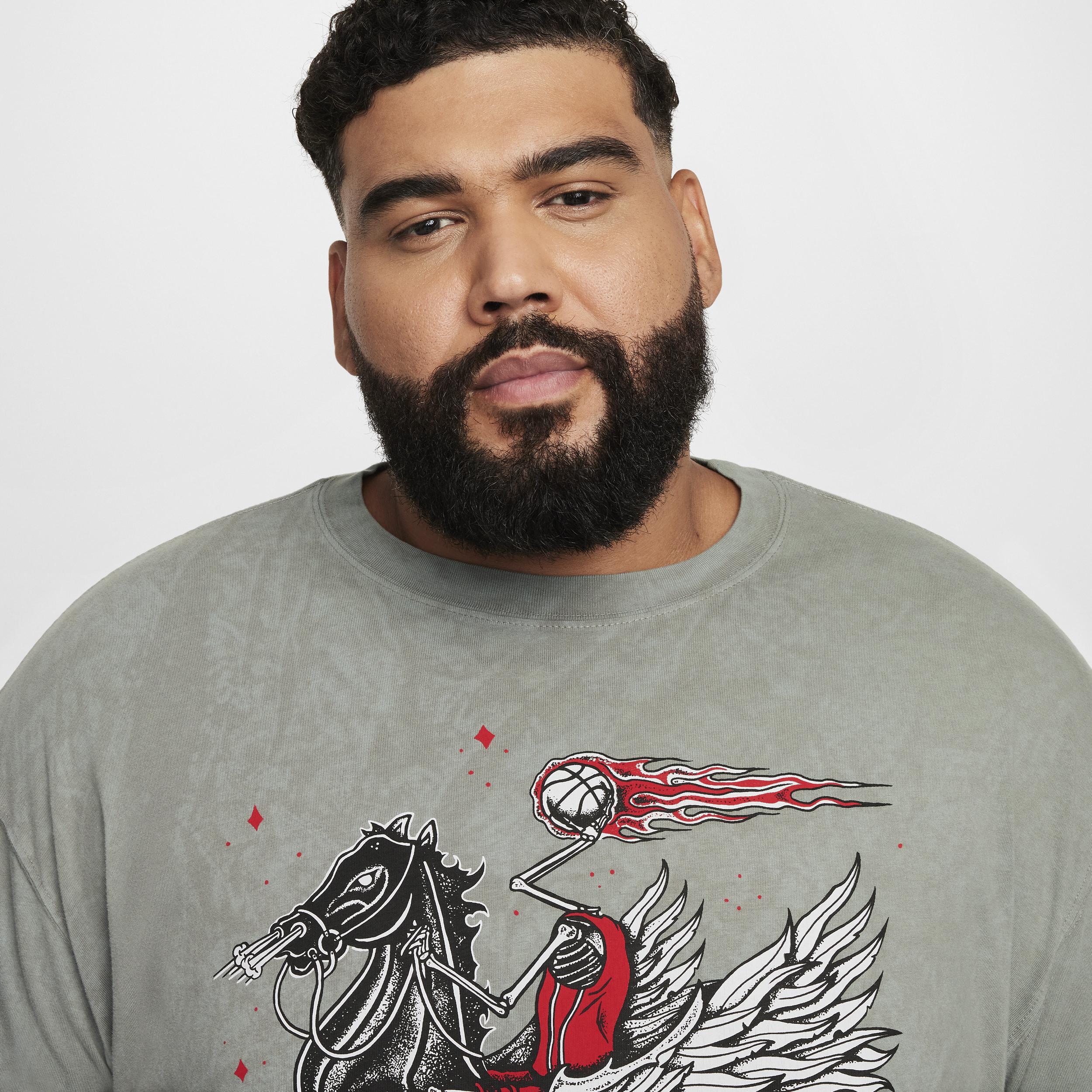 Nike Men's Max90 Basketball T-Shirt Product Image