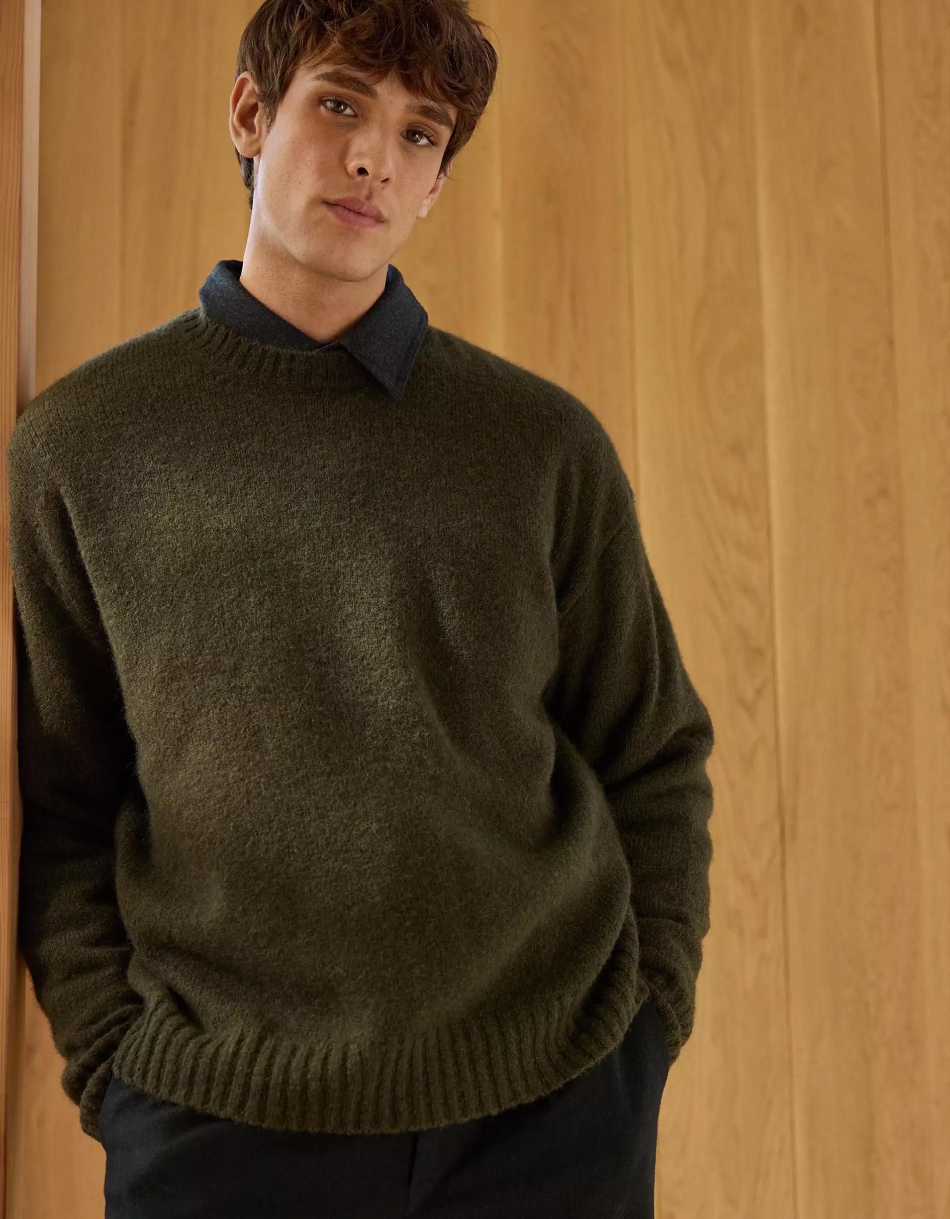 AE77 Premium Alpaca-Blend Sweater Product Image