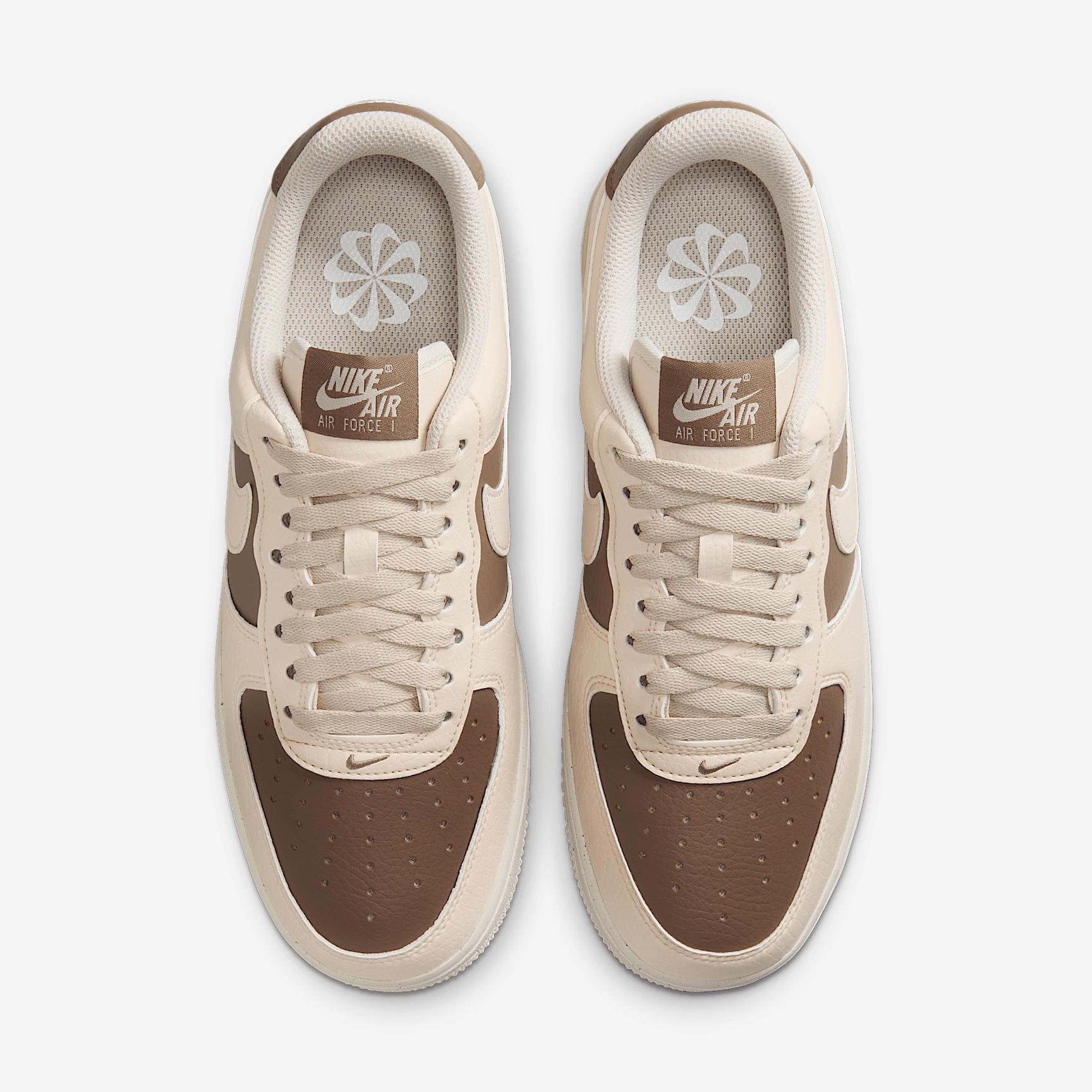 Nike Women's Air Force 1 '07 Shoes Product Image
