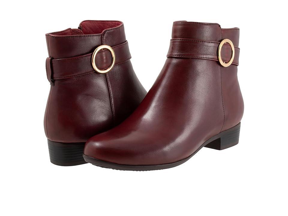 Trotters Ruby Women's Flat Shoes Product Image