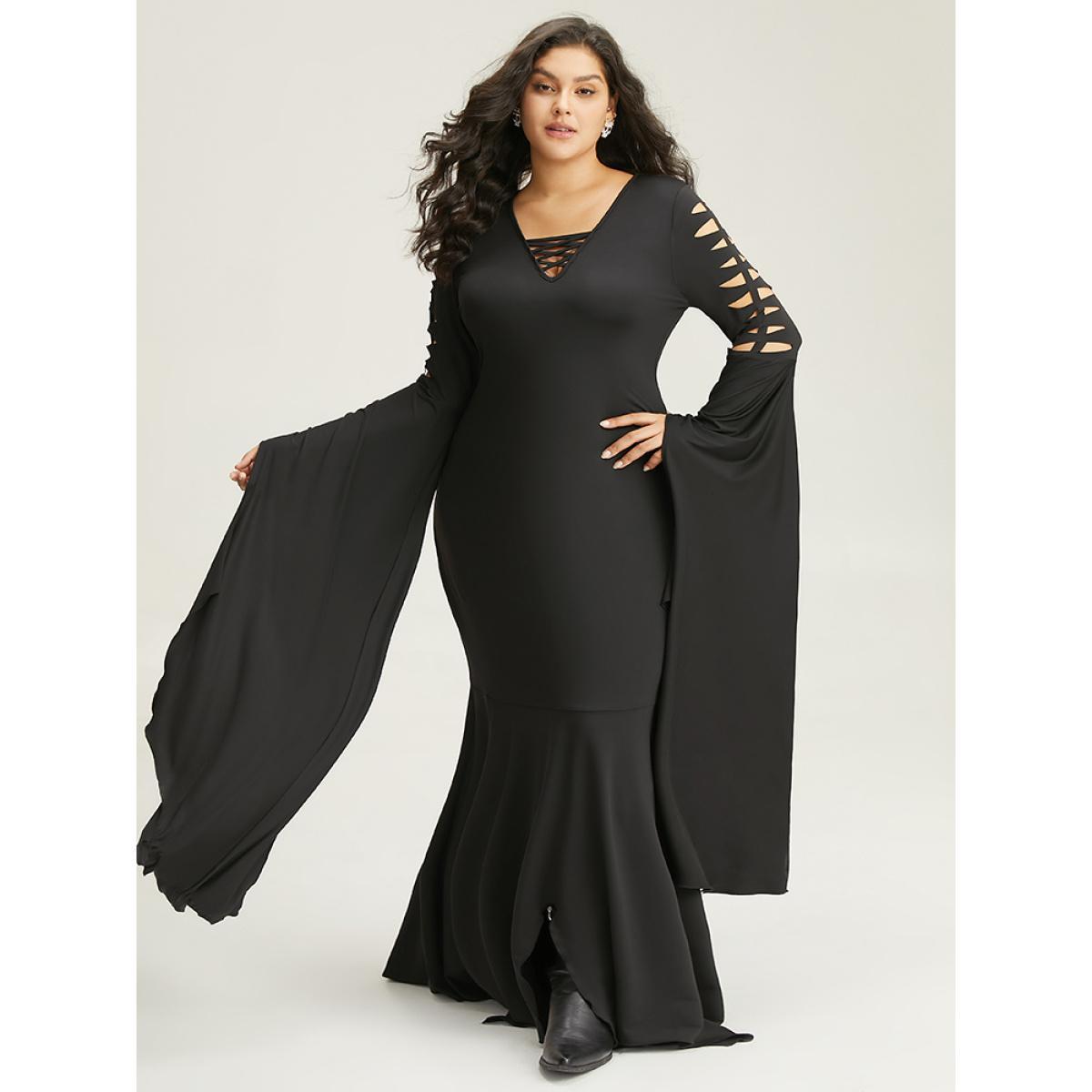 Plus Size Halloween Ripped Extra Long Sleeve Dress Black Women Elegant Plain V-neck Extra Long Sleeve Curvy Maxi Dress BloomChic 26/4X Product Image