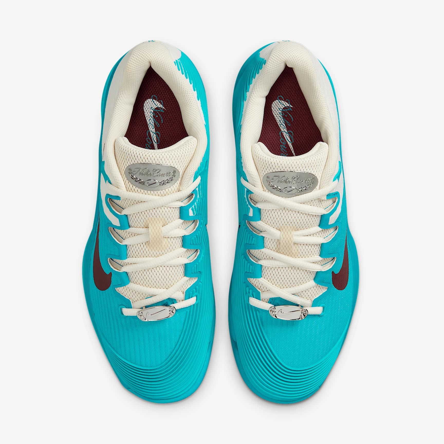 Nike Vapor 12 Premium Women's Hard Court Tennis Shoes Product Image