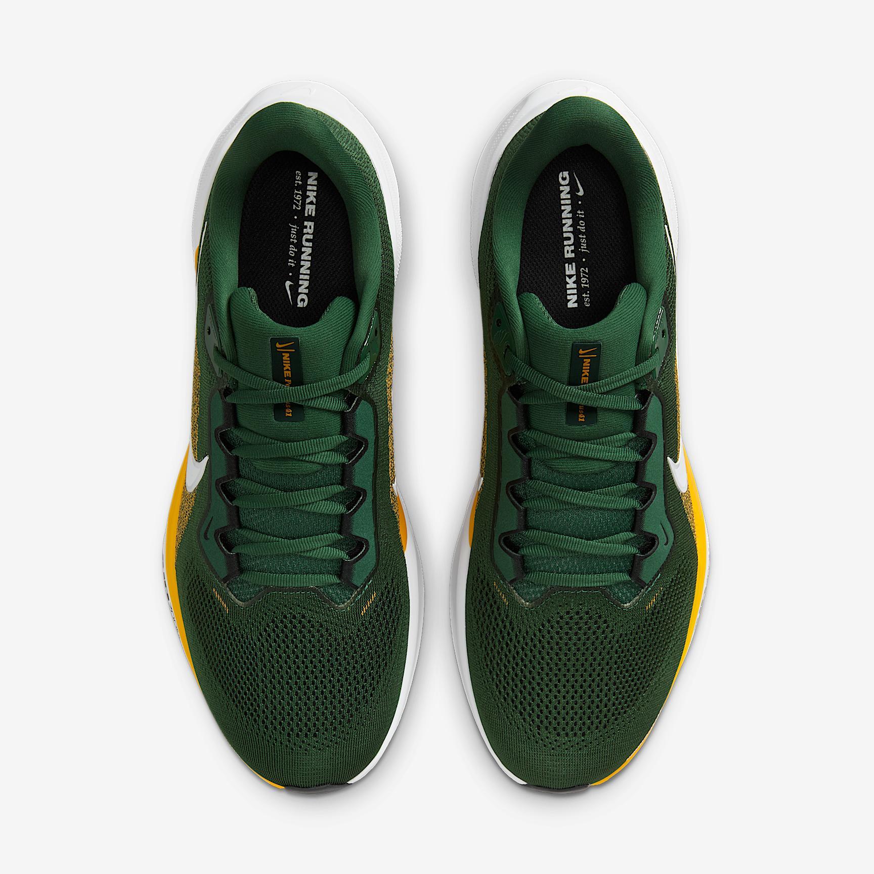 Green Bay Packers Pegasus 41 Men's Nike NFL Road Running Shoes Product Image