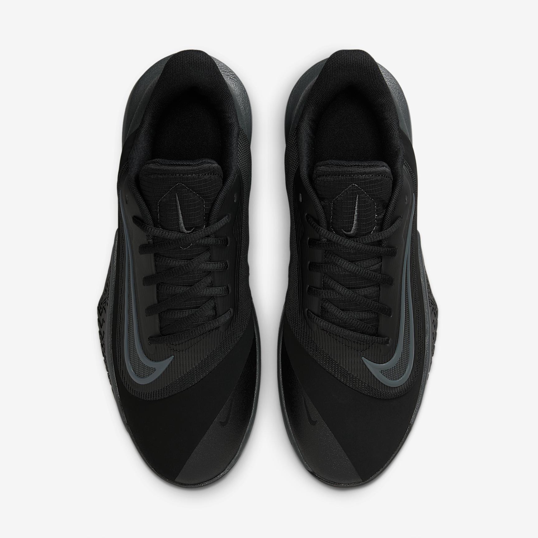 Nike Men's Precision 7 Basketball Shoes Product Image