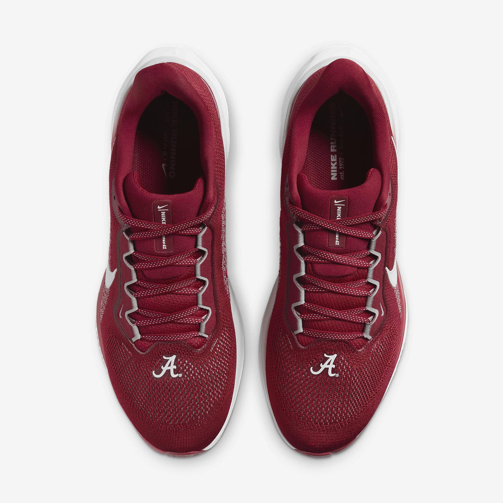 Alabama Pegasus 41 Men's Nike College Road Running Shoes Product Image