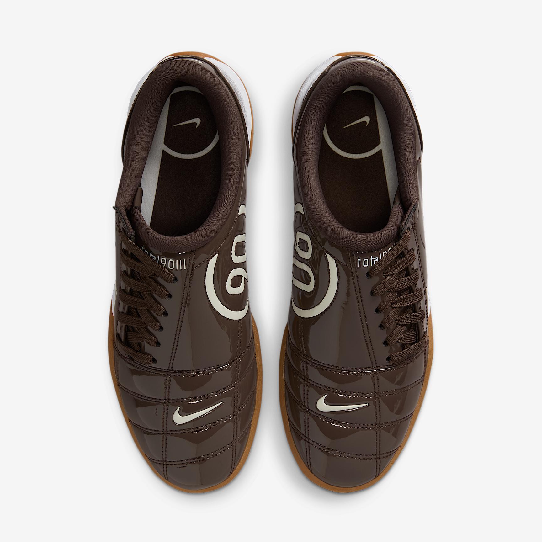 Nike Total 90 Women's Shoes Product Image