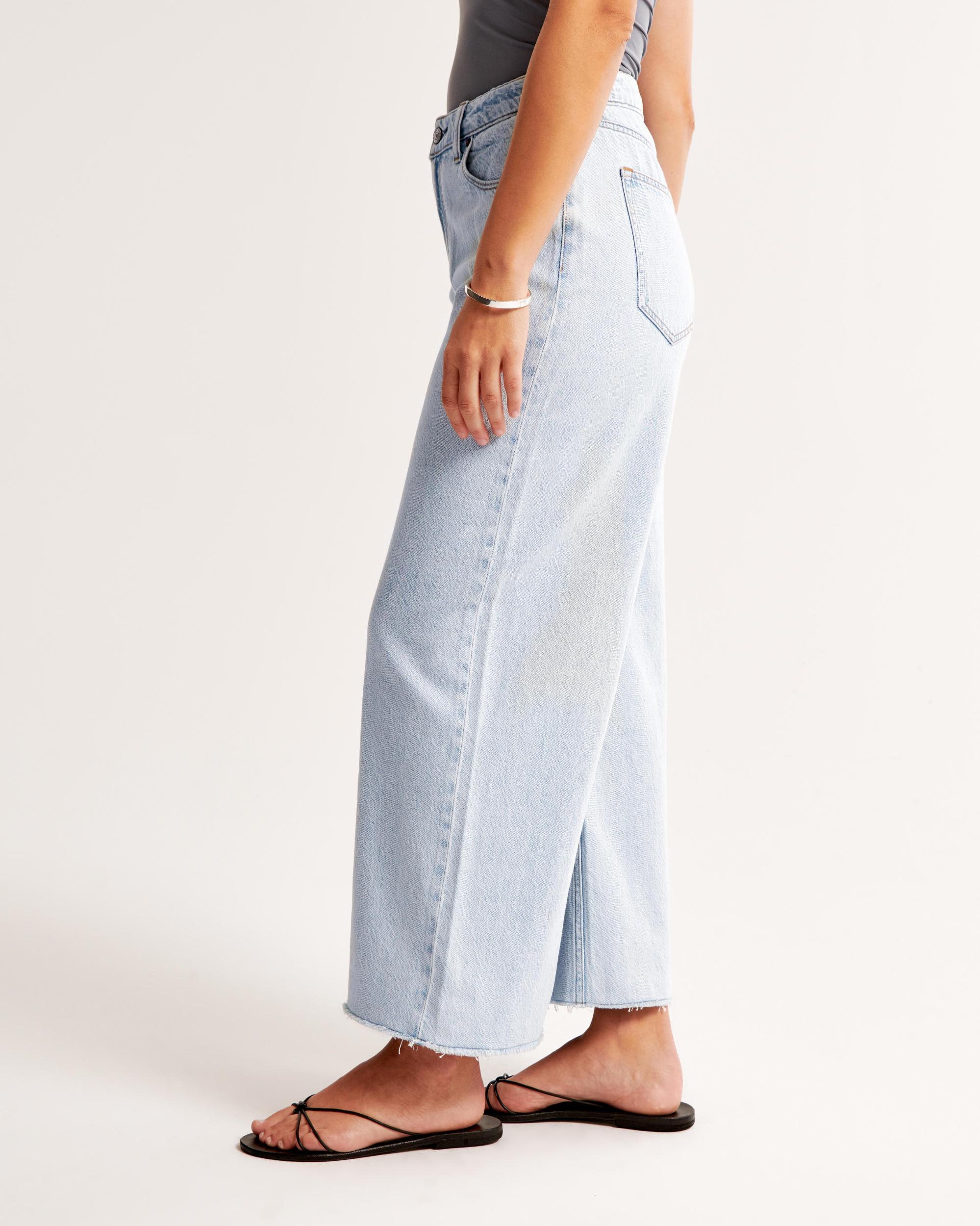 Curve Love High Rise Cropped Wide Leg Jean Product Image