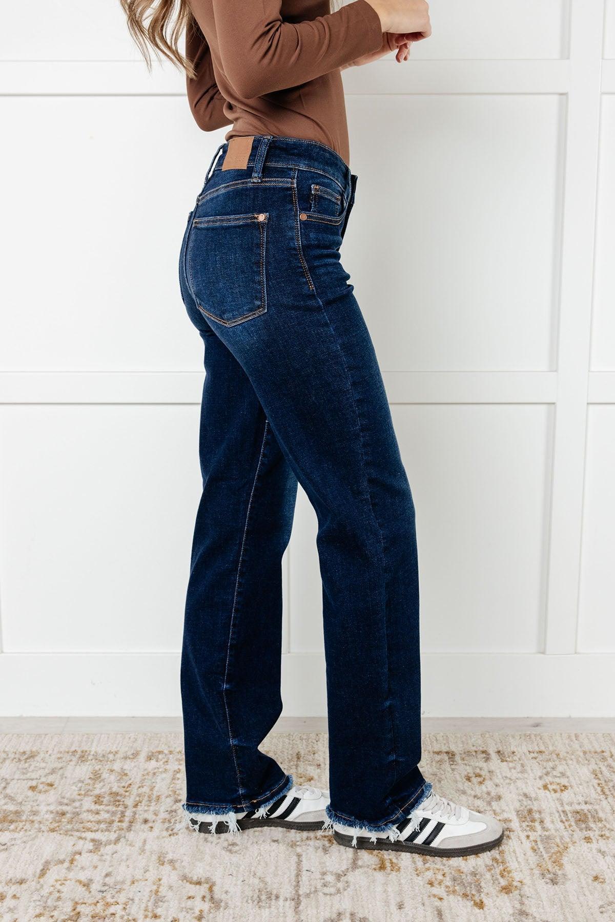 82622   Jacqueline Mid-Rise Frayed Hem Straight Leg Judy Blue Jean - ONLINE EXCLUSIVE! Product Image