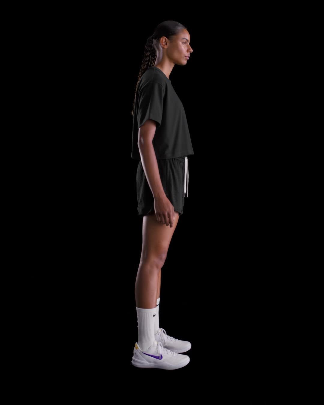 Kobe Women's Mesh Basketball Shorts Product Image