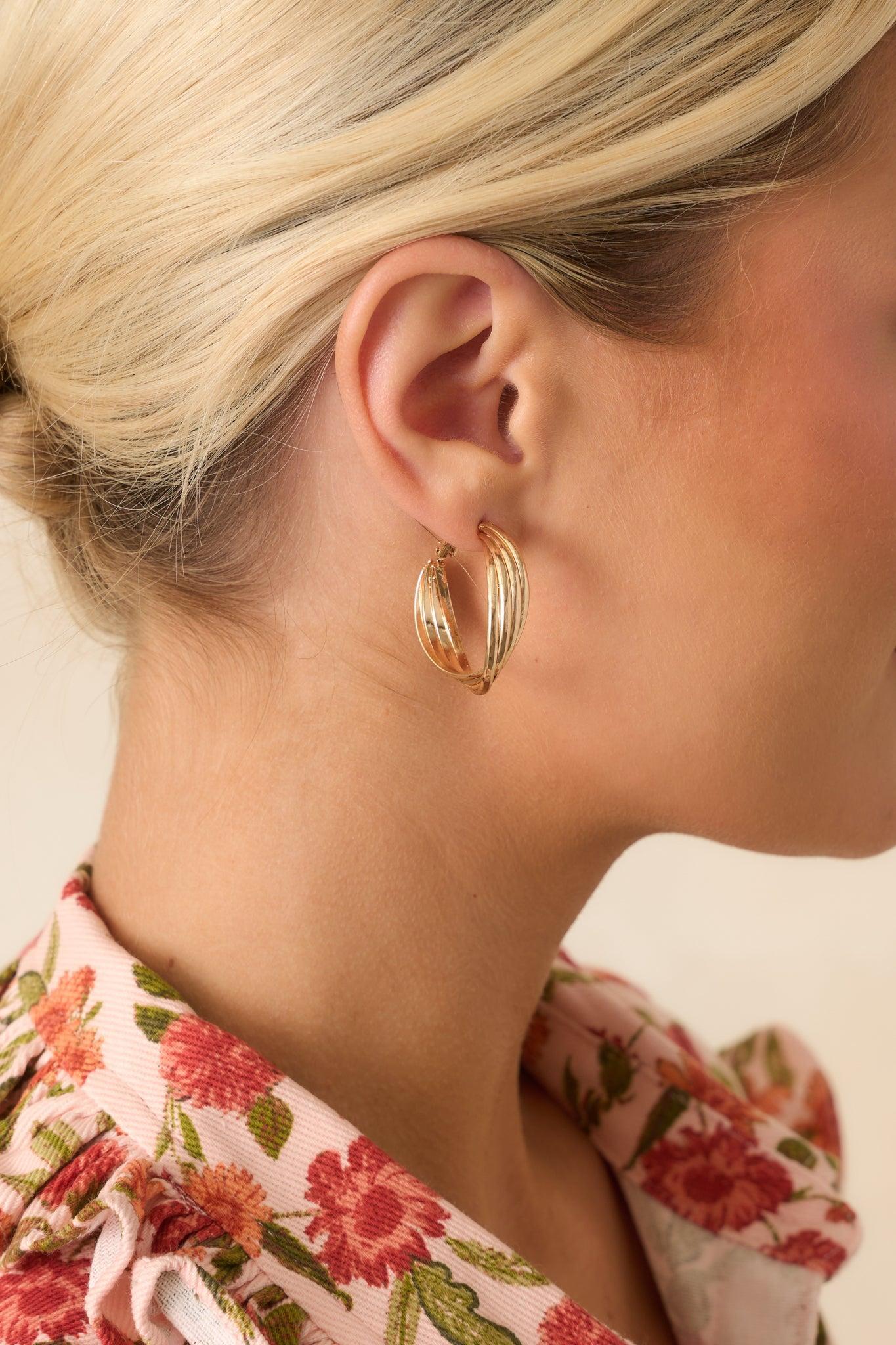 Golden Sunset Gold Twisted Hoop Earrings Product Image