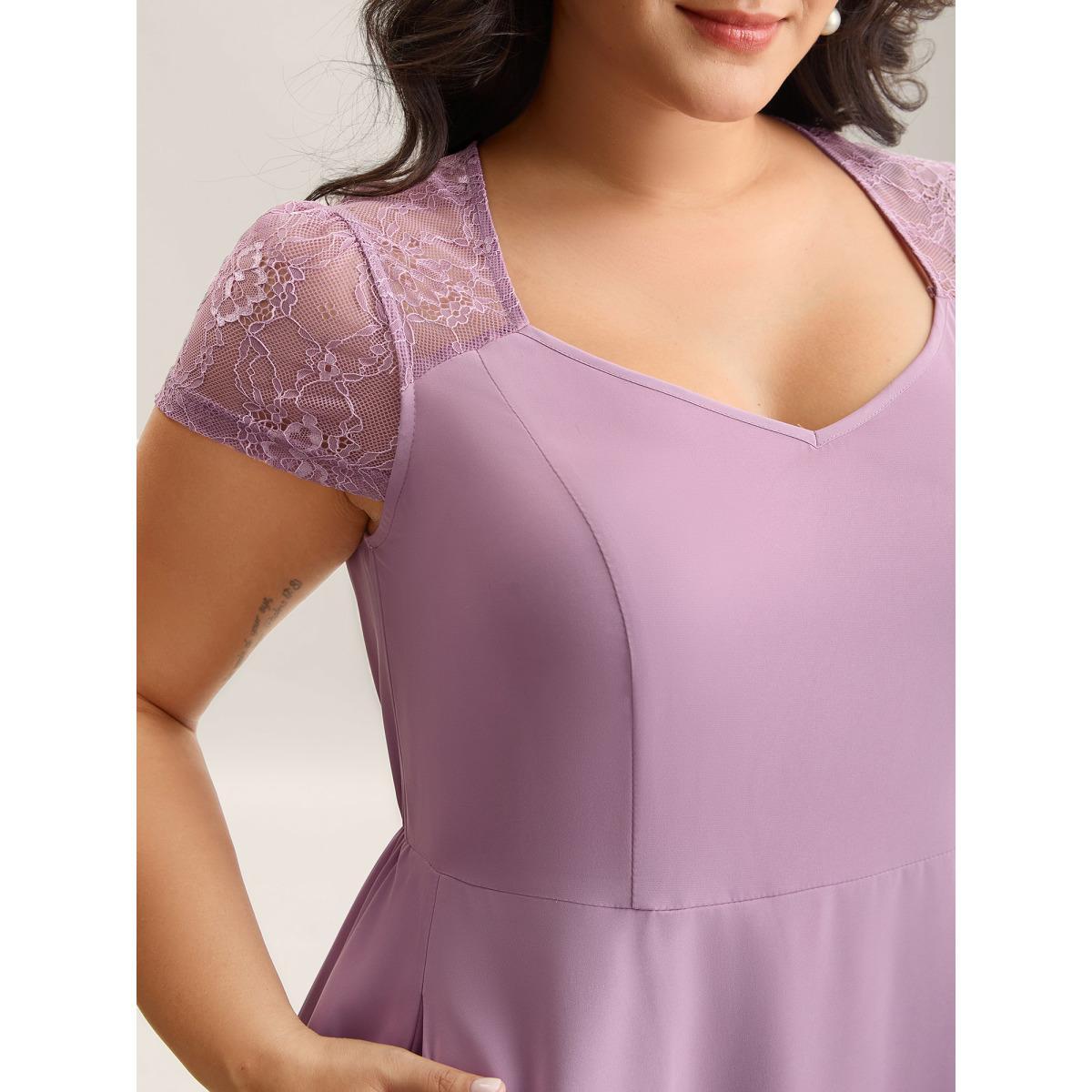 Plus Size Sheer Lace Sleeve Spliced Pockets Maxi Dress Mauve Women V-neck Cap Sleeve Curvy BloomChic 10/M Product Image