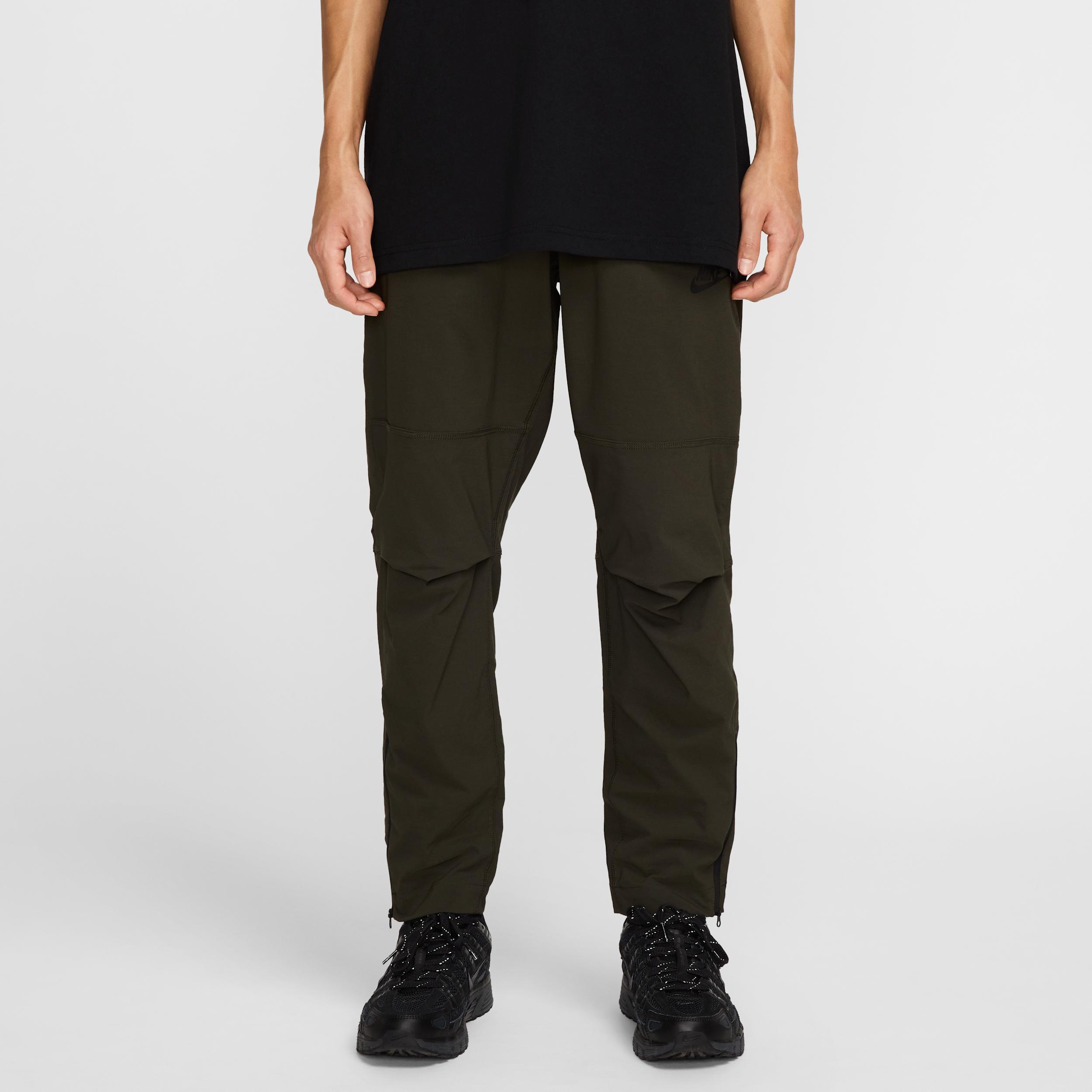 Nike Tech Men's Woven Pants Product Image
