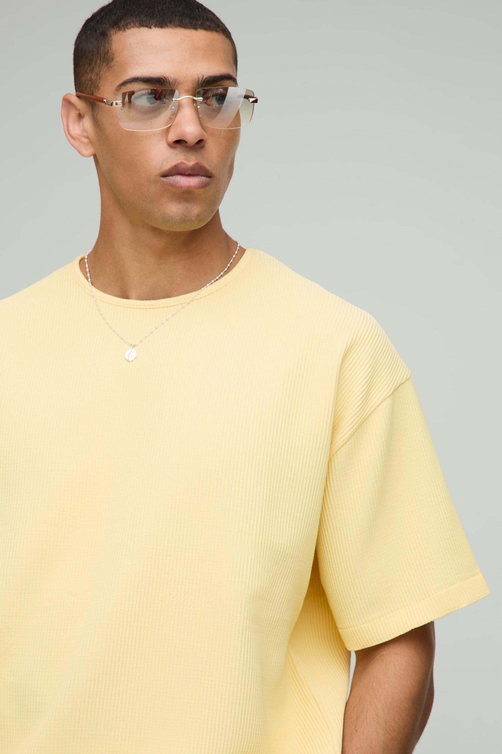 Oversized Pleated T-Shirt | boohooMAN USA Product Image