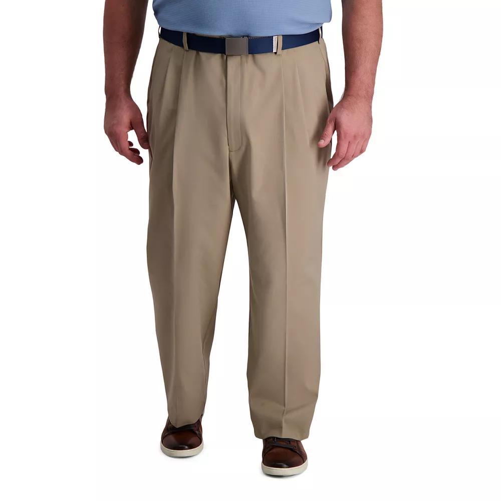 Big & Tall Haggar® Cool Right® Classic-Fit Pleated Performance Flex Pants, Men's, Size: 54X30, Black Product Image