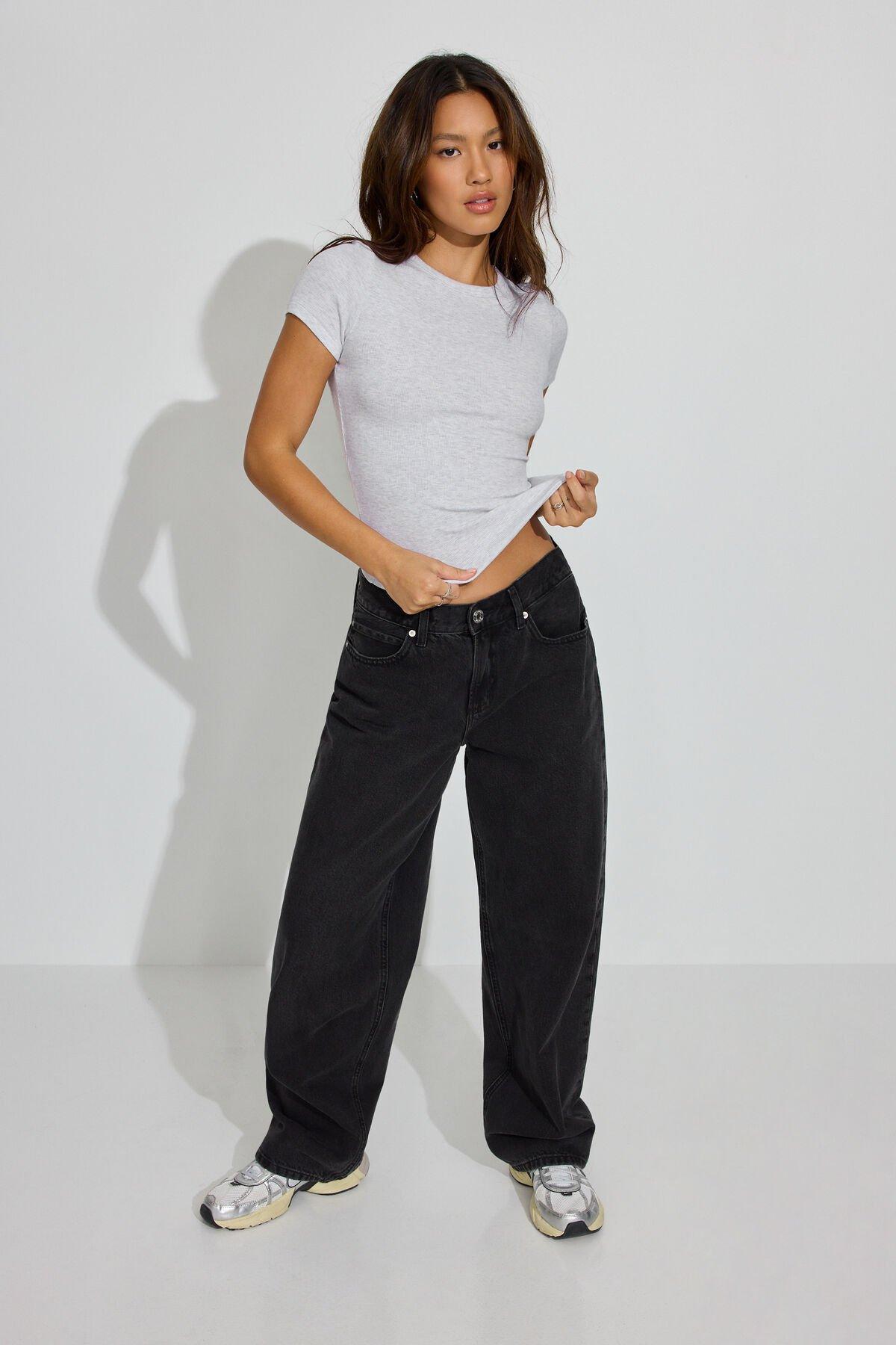 Rylee Ribbed Crewneck T Shirt Product Image