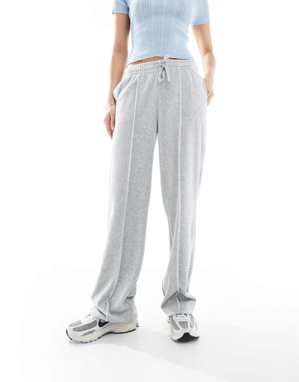 Stradivarius velour seam front sweatpants in gray Product Image