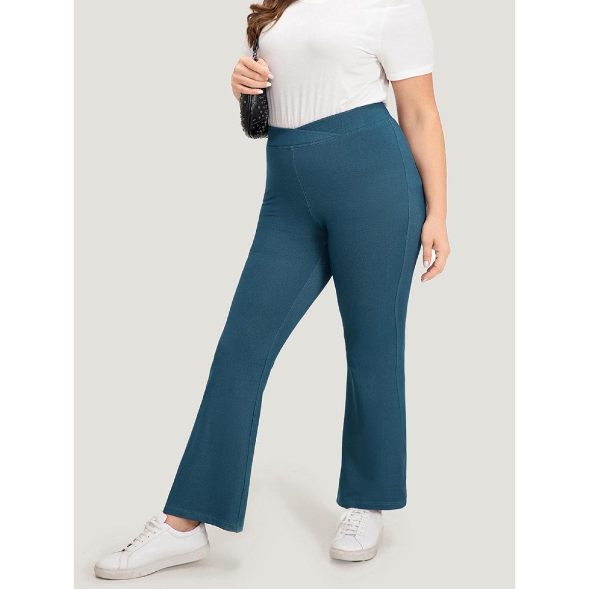 Plus Size Supersoft Essentials Solid High Rise Moderately Stretchy Jeans Women Blue Casual Plain Plain Medium stretch Side seam pocket Jeans BloomChic 14/1X Product Image