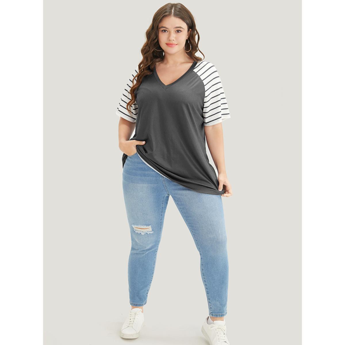 Plus Size Striped Contrast Raglan Sleeve V Neck T-shirt Gray Women Casual Patchwork Striped V-neck Dailywear T-shirts BloomChic 26/4X Product Image