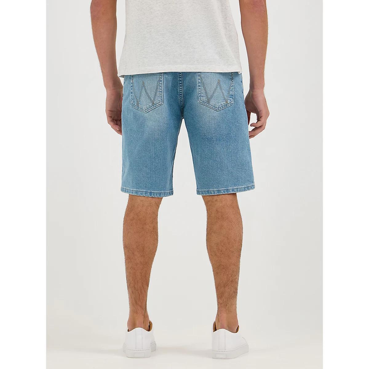 Men's Free To Stretch™ Denim Short in Ice Product Image