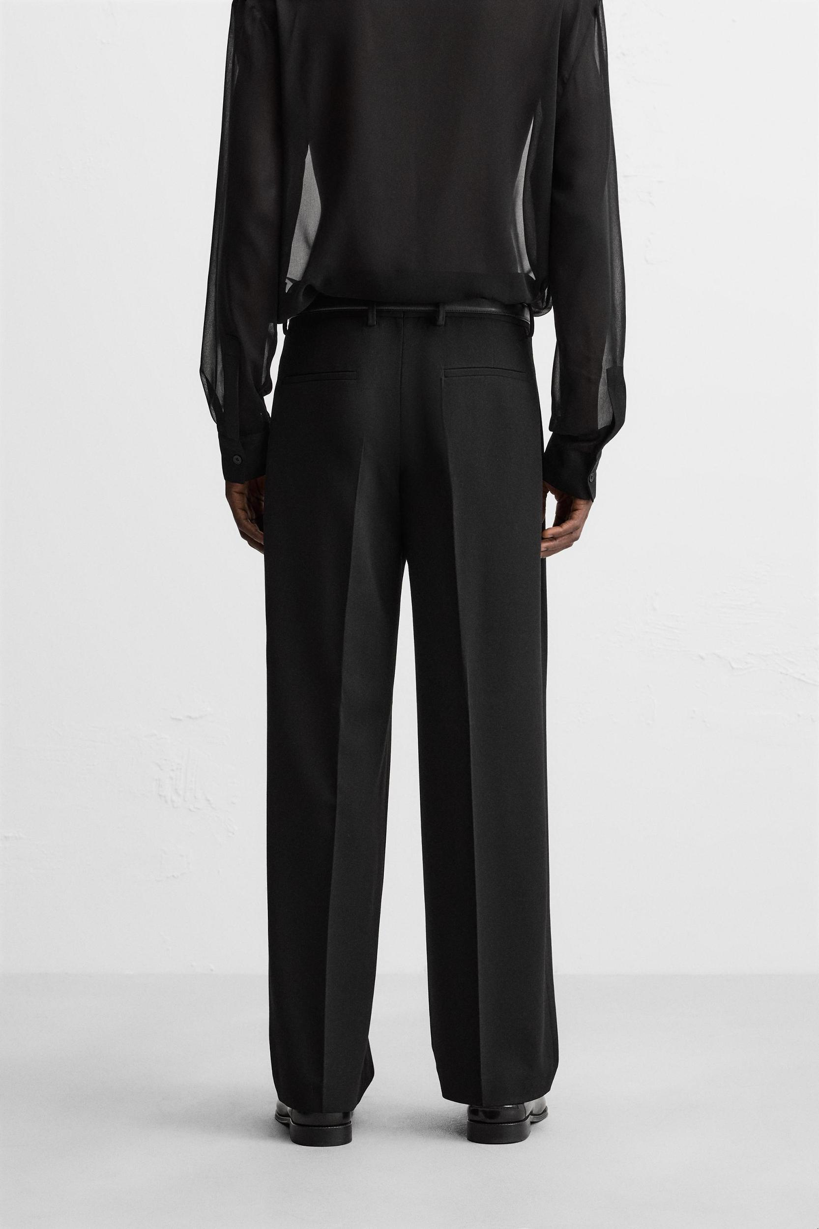 RELAXED FIT PLEATED PANTS Product Image