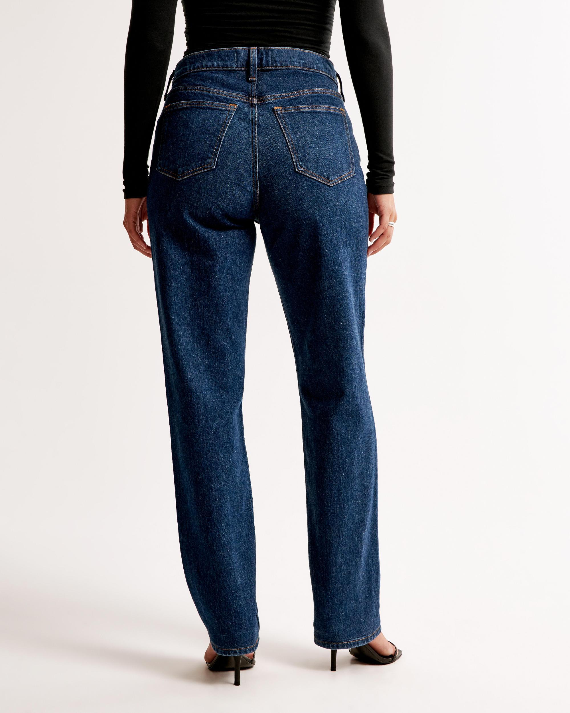 Curve Love Mid Rise 90s Straight Jean Product Image