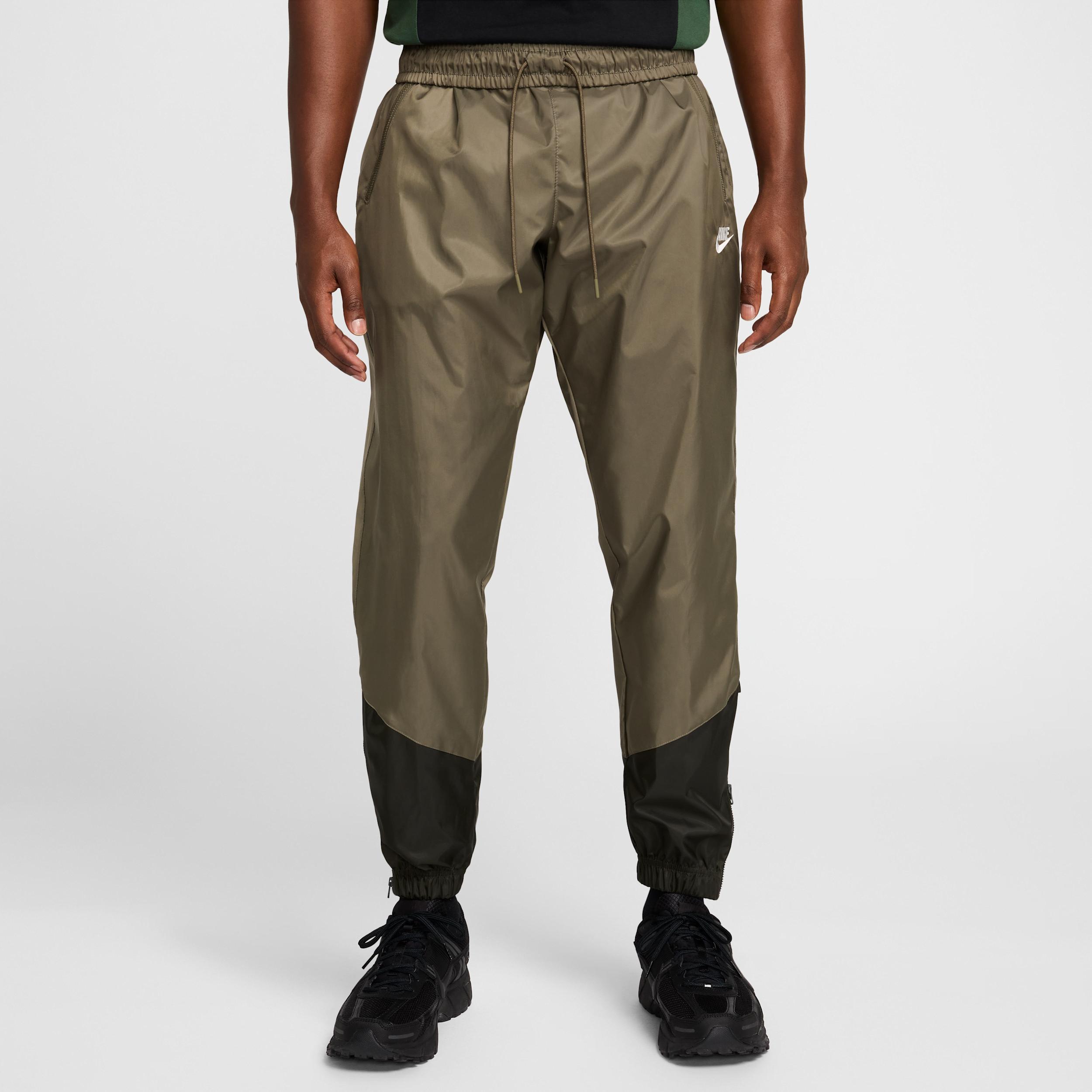 Nike Men's Windrunner Woven Lined Pants Product Image