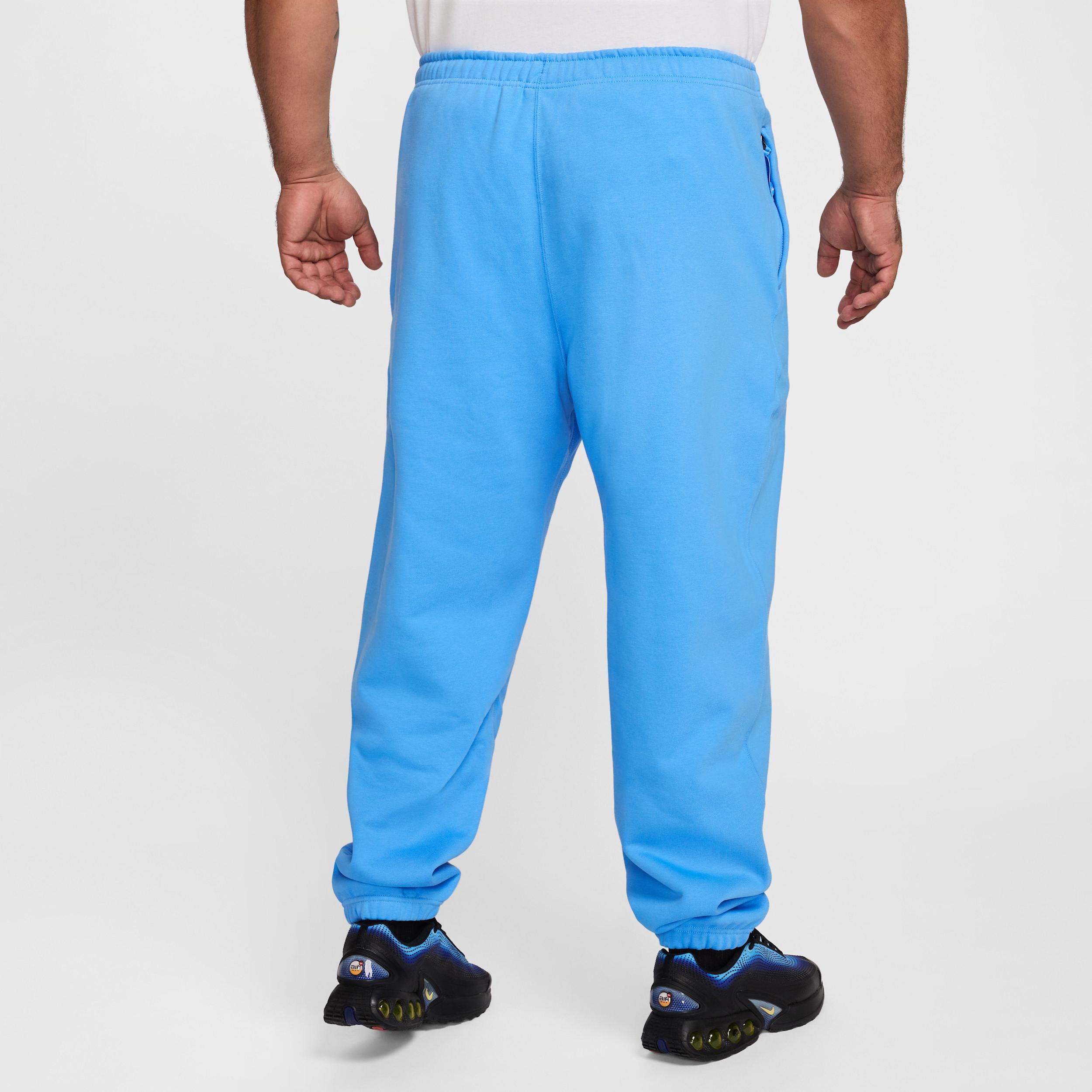 Nike Men's Solo Swoosh Fleece Pants Product Image