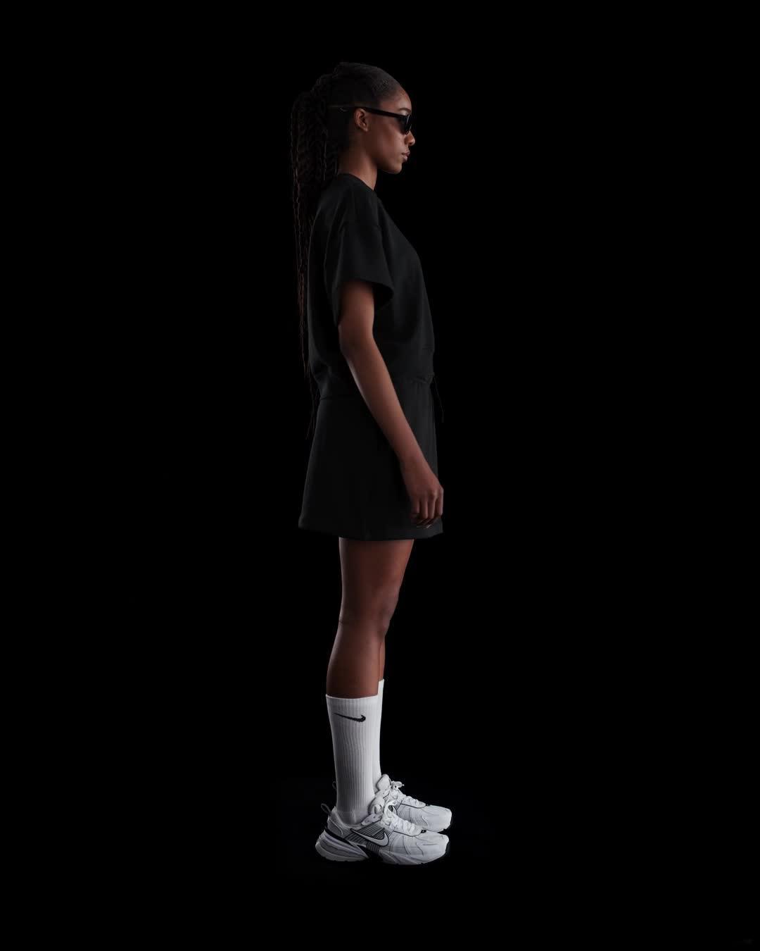 Nike Sportswear Club Fleece Women's Loose Top Product Image