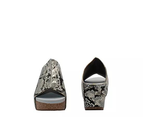 Volatile Womens Carrier Wedge Sandal Product Image