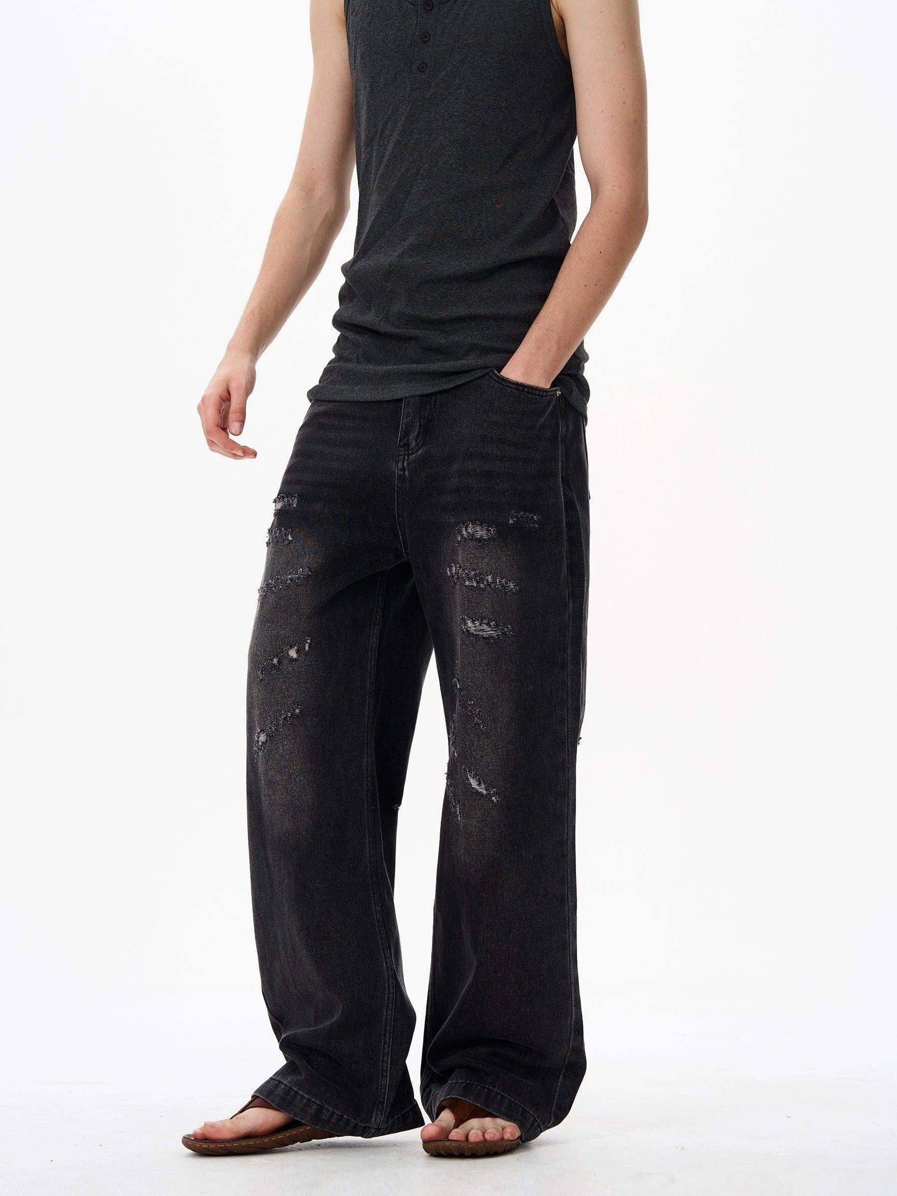 RT No. 18145 DARK GRAY DISTRESSED STRAIGHT JEANS Product Image