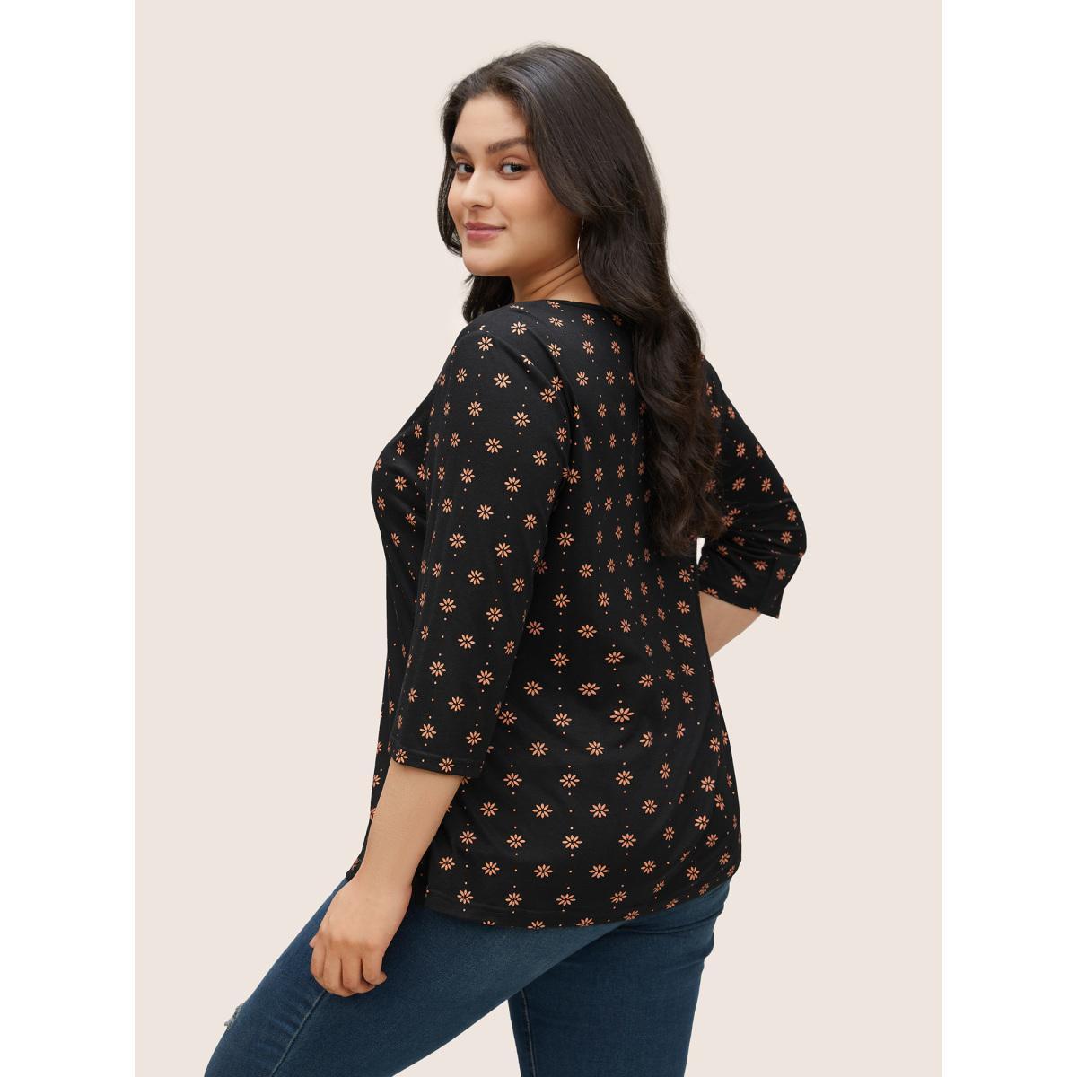 Plus Size Ditsy Floral Print Crisscross Neck T-shirt BlackFlower Women Casual Cross straps Ditsy Floral V-neck Everyday T-shirts BloomChic 14-16/1X Product Image