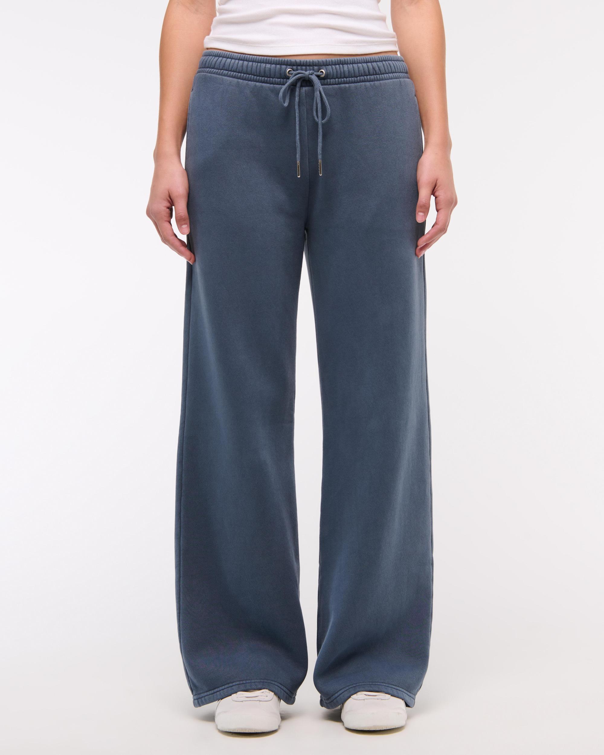 Essential Sunday Wide Leg Sweatpant Product Image