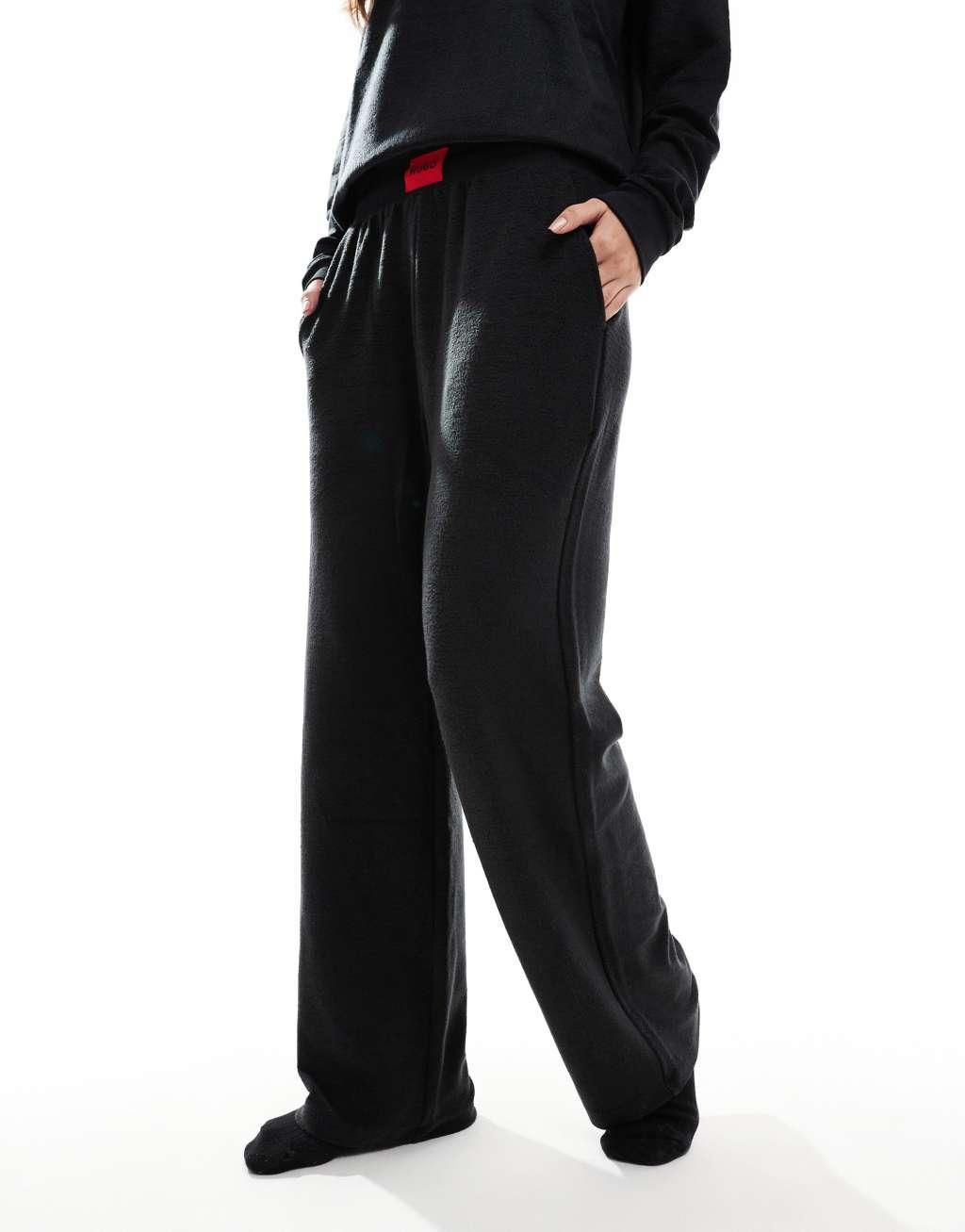 HUGO Bodywear snoozie sweatpants in black teddy fleece - part of a set Product Image