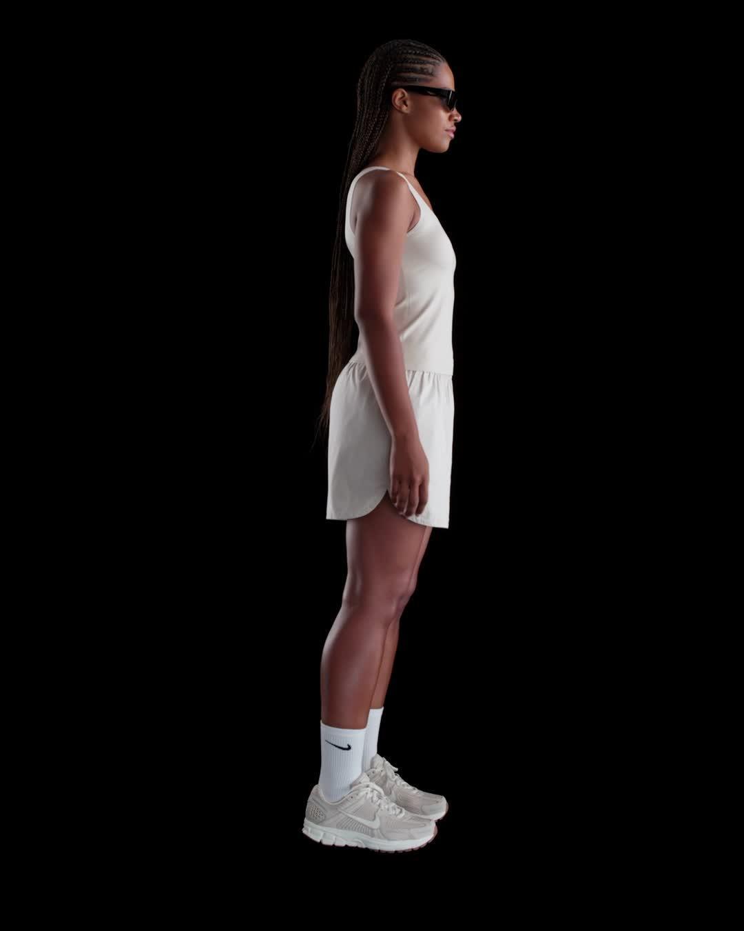 Nike Women's Form Tank Top Product Image