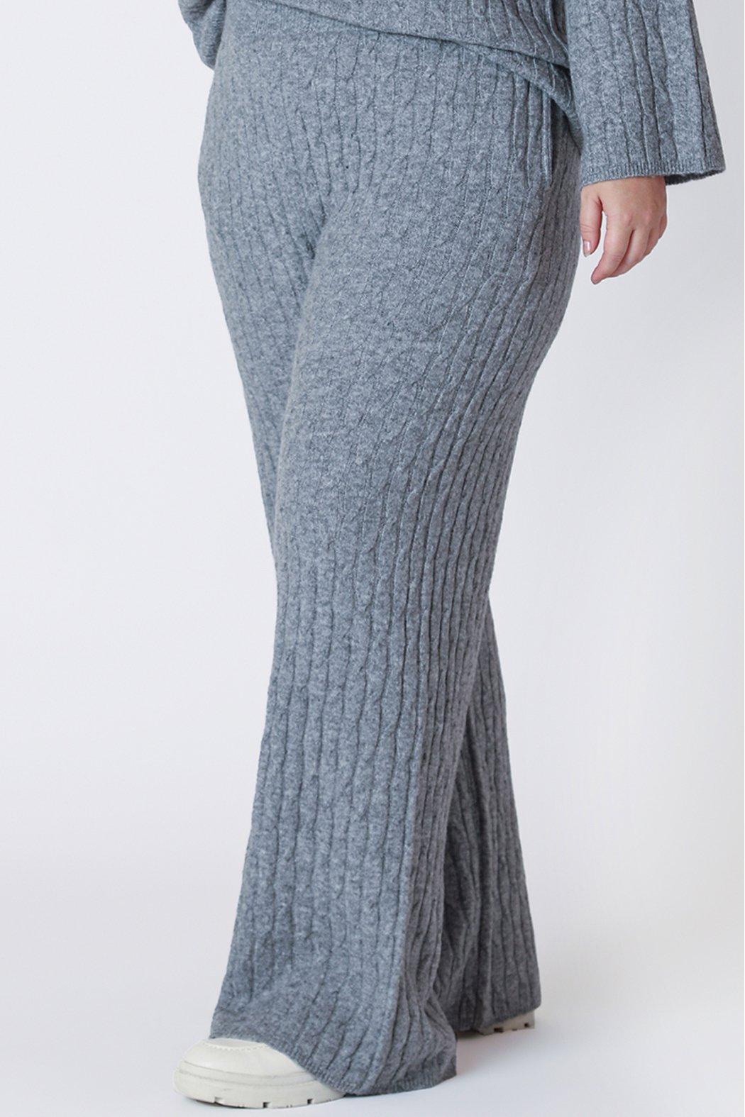 Cable Knit Set Product Image