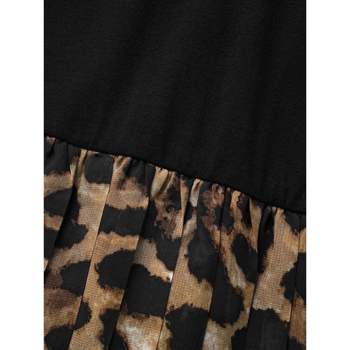 Plus Size V Neck Leopard Print Patchwork Dress Yellowishbrown Women Elegant Pleated V-neck Elbow-length sleeve Curvy BloomChic 26/4X Product Image