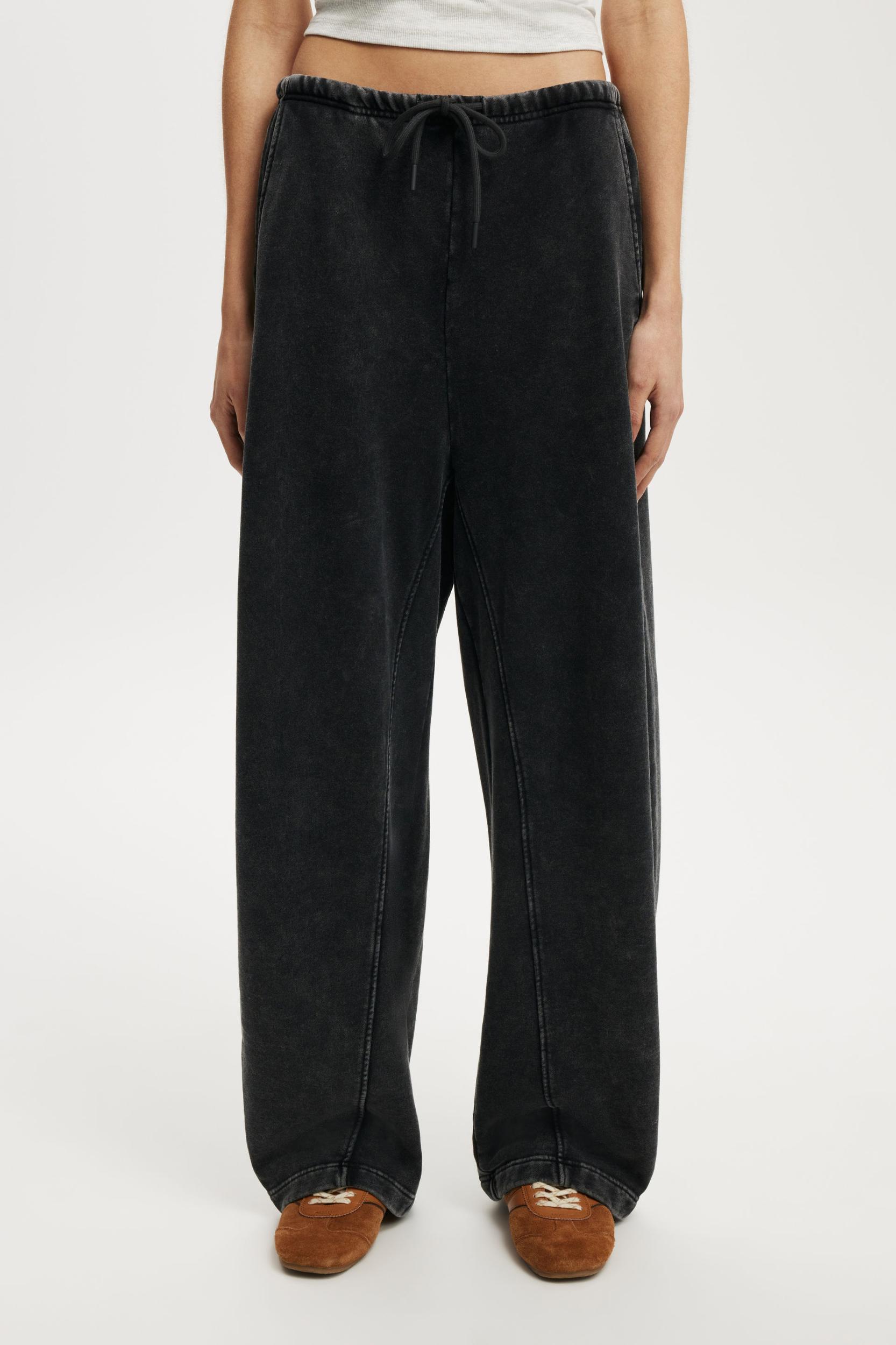 Barrel Leg Sweatpant Product Image