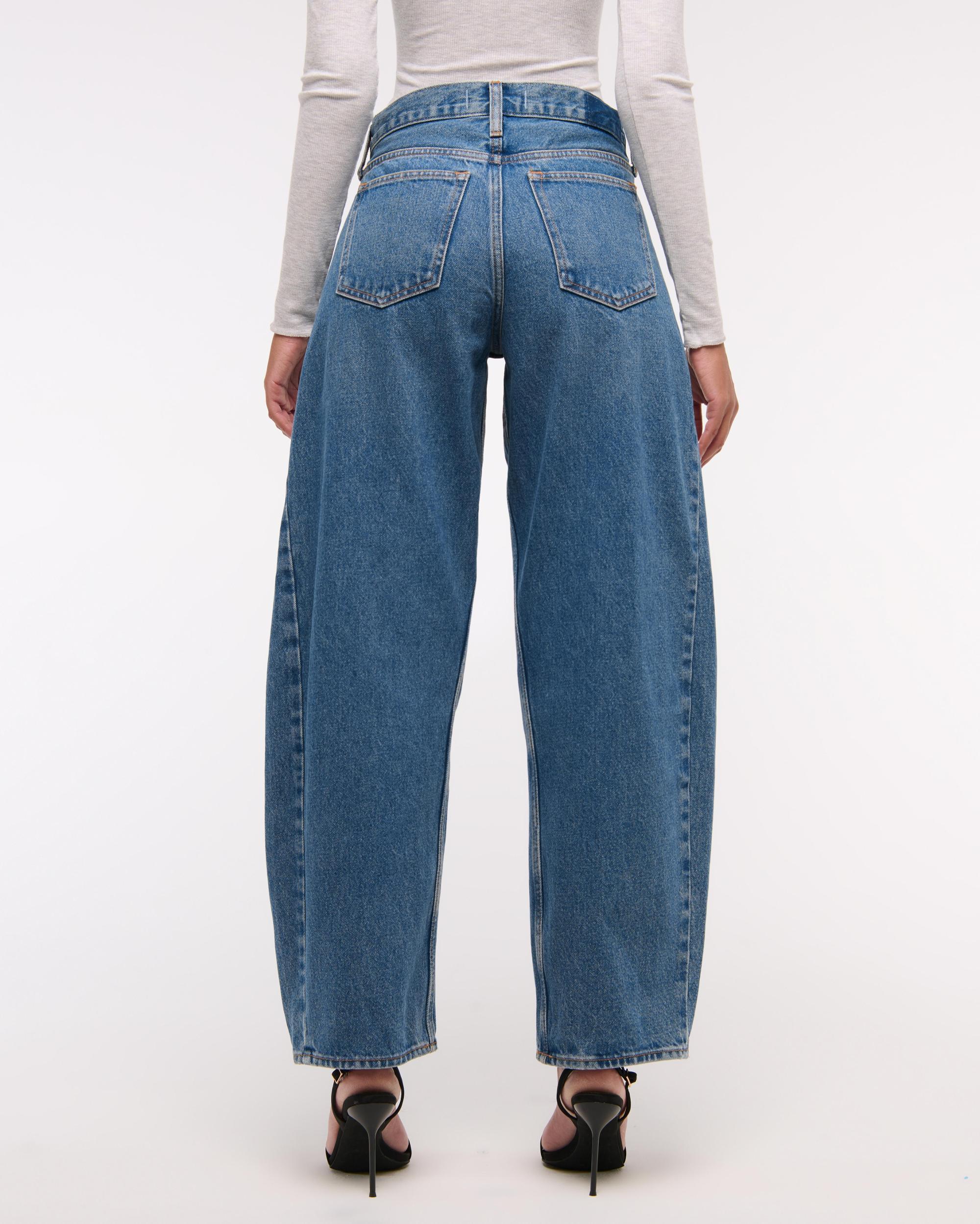 Curve Love Mid Rise Barrel Jean Product Image