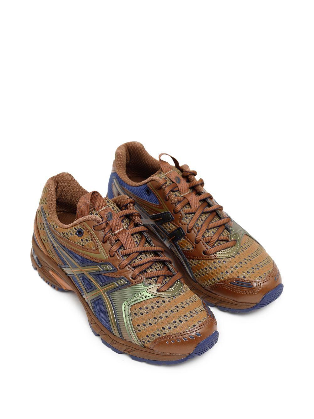 UB9-S Gel-DS Trainer 14 sneakers Product Image