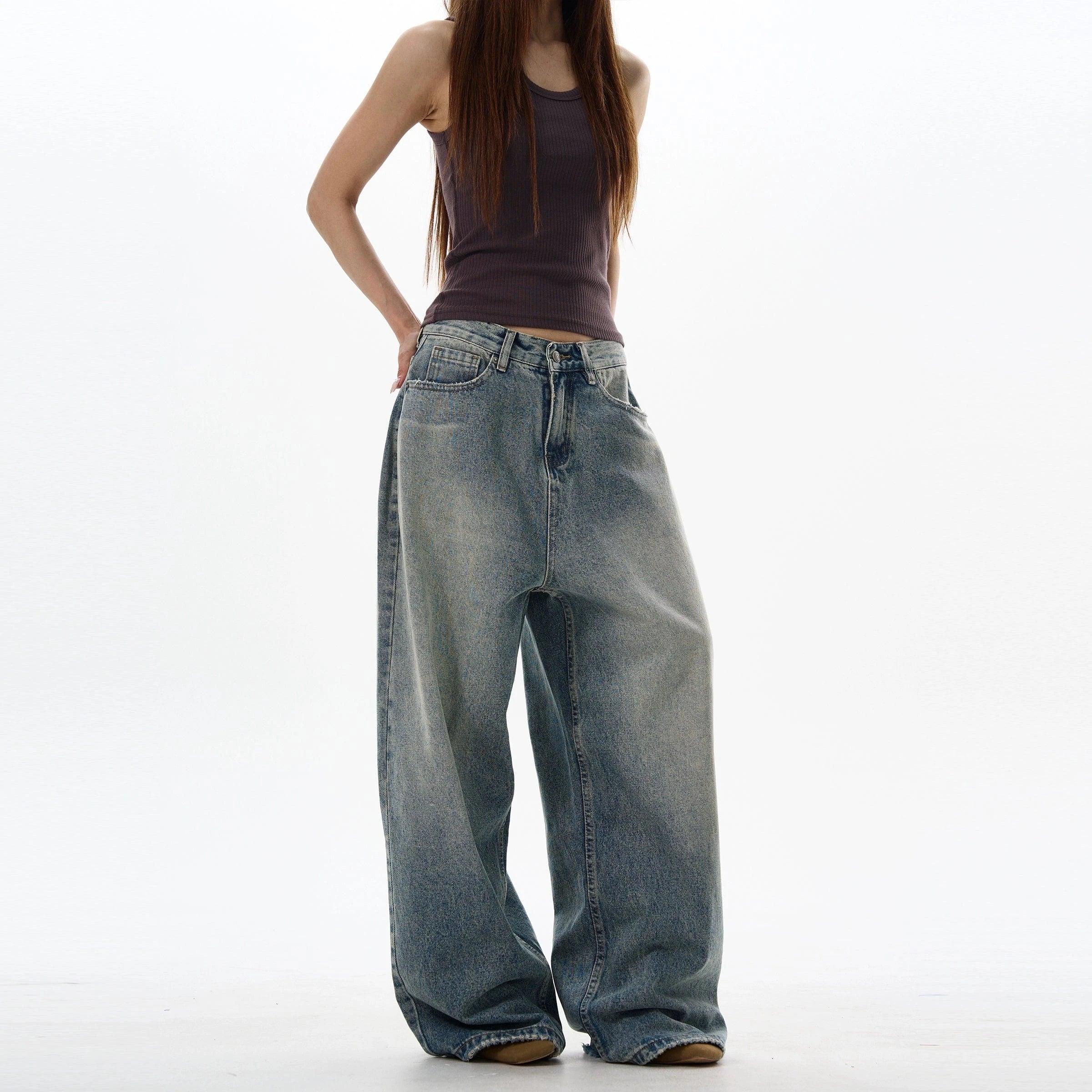 RT No. 18040 BLUE DENIM WIDE STRAIGHT JEANS Product Image