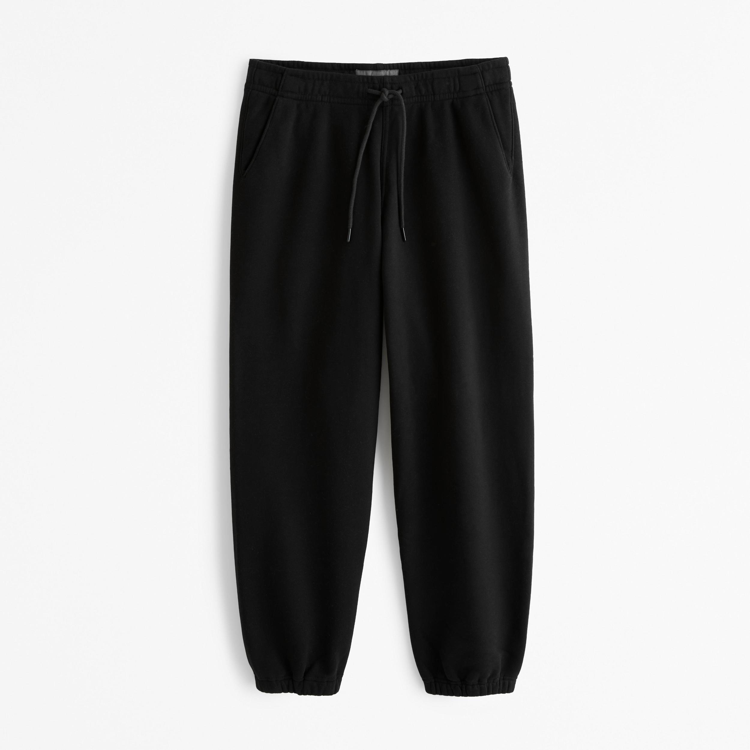 Essential Baggy Sweatpant Product Image