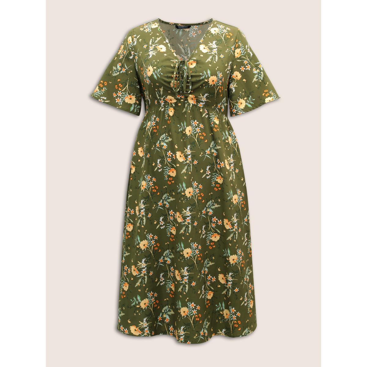 Plus Size Floral Elastic Waist Drawstring Pocket Dress Moss Women Elegant Non V-neck Short sleeve Curvy Midi Dress BloomChic 18-20/2X Product Image