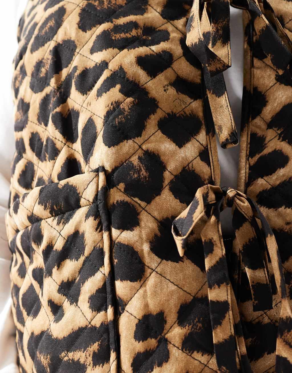 ONLY Curve quilted vest in leopard print Product Image