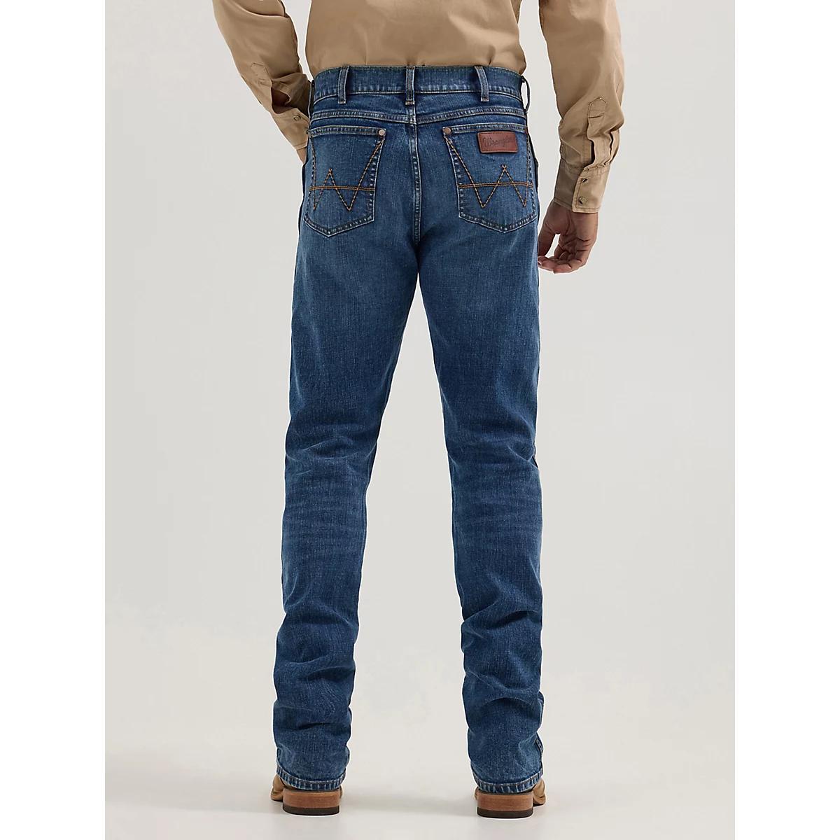 Men's Wrangler Retro® Slim Fit Straight Leg Jean in Mendenhall Product Image