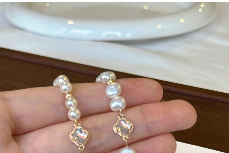 Faux Pearl Beaded Bracelet Product Image