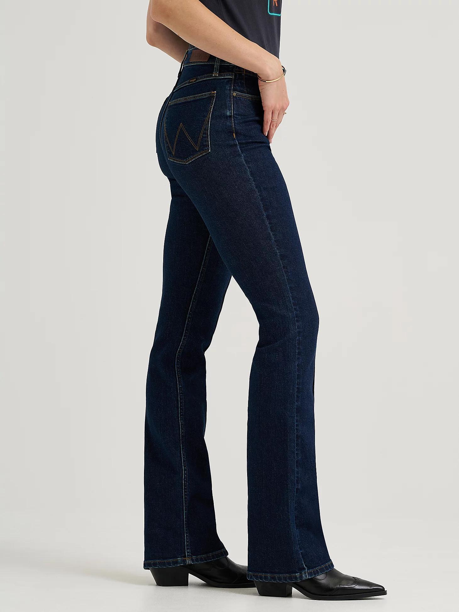 Women's Bold Boot Pintuck Jean | Women's JEANS | Wrangler® Product Image