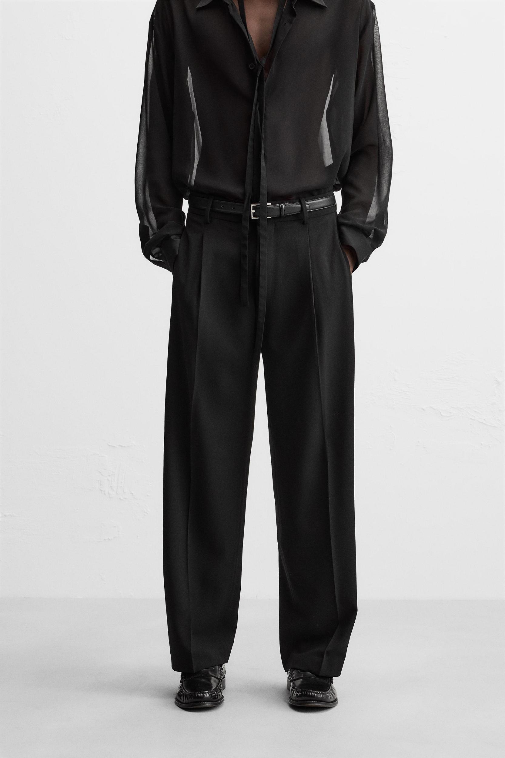 RELAXED FIT PLEATED PANTS Product Image