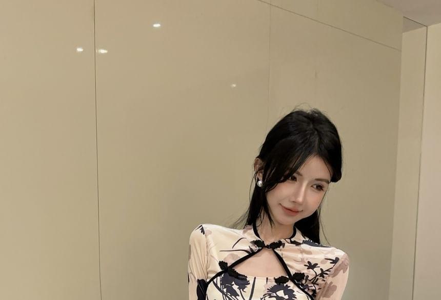Long Sleeve Keyhole Floral Print Bodycon Mini Dress Product Image